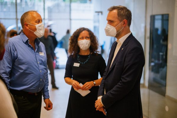 Walk21 meets The Mayor of Prague with Petra Syrova at the Praague Walking Conferencend